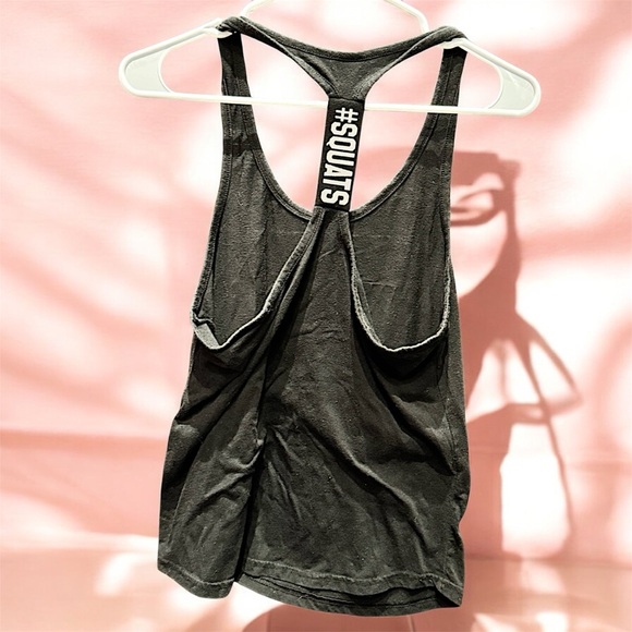 Active wear Black Graphic Tank Top everything hurts & im dying XL - Picture 2 of 5